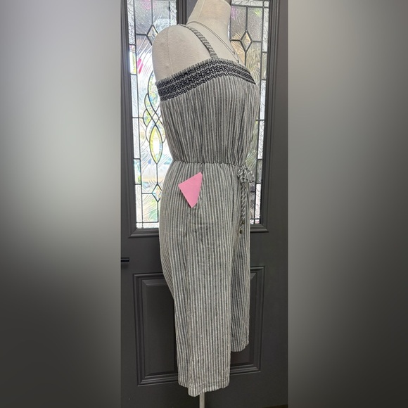 Universal Threads Striped Wide-Leg Cropped Jumpsuit with Tie Waist - Picture 3 of 6